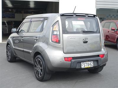 2011 Kia Soul - Thumbnail