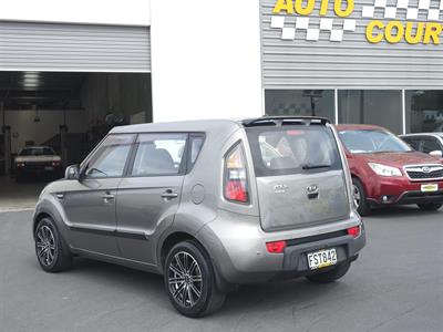 2011 Kia Soul - Thumbnail