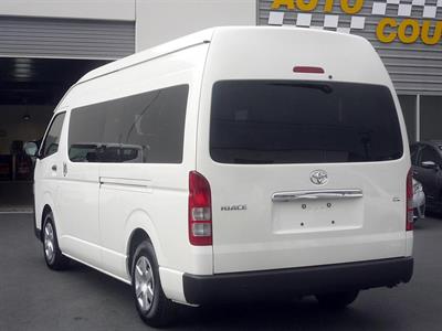 2019 Toyota Hiace - Thumbnail