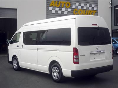 2019 Toyota Hiace - Thumbnail