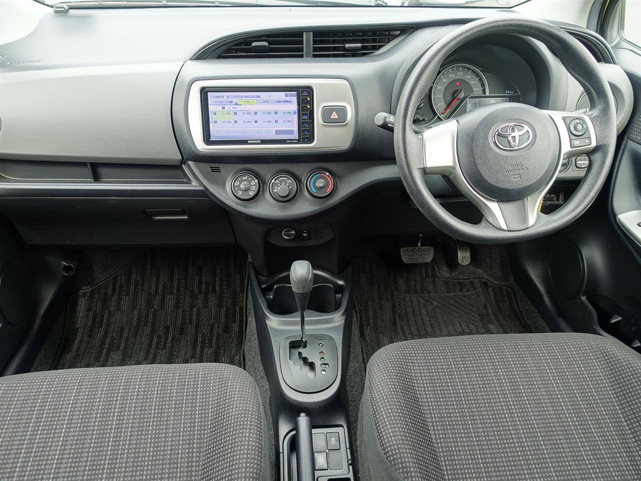 2014 Toyota Vitz