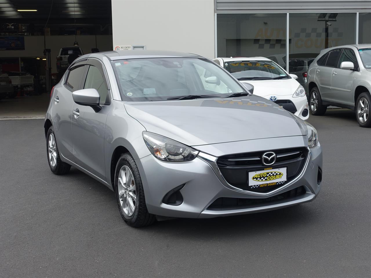 2016 Mazda Demio