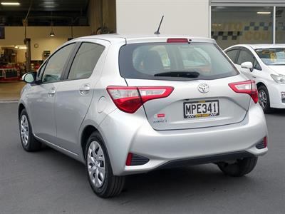 2019 Toyota Yaris - Thumbnail