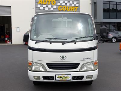 2004 Toyota Dyna - Thumbnail