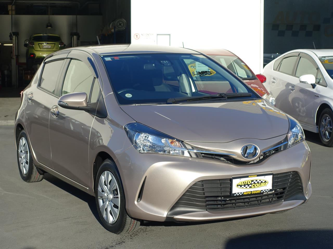 2015 Toyota Vitz