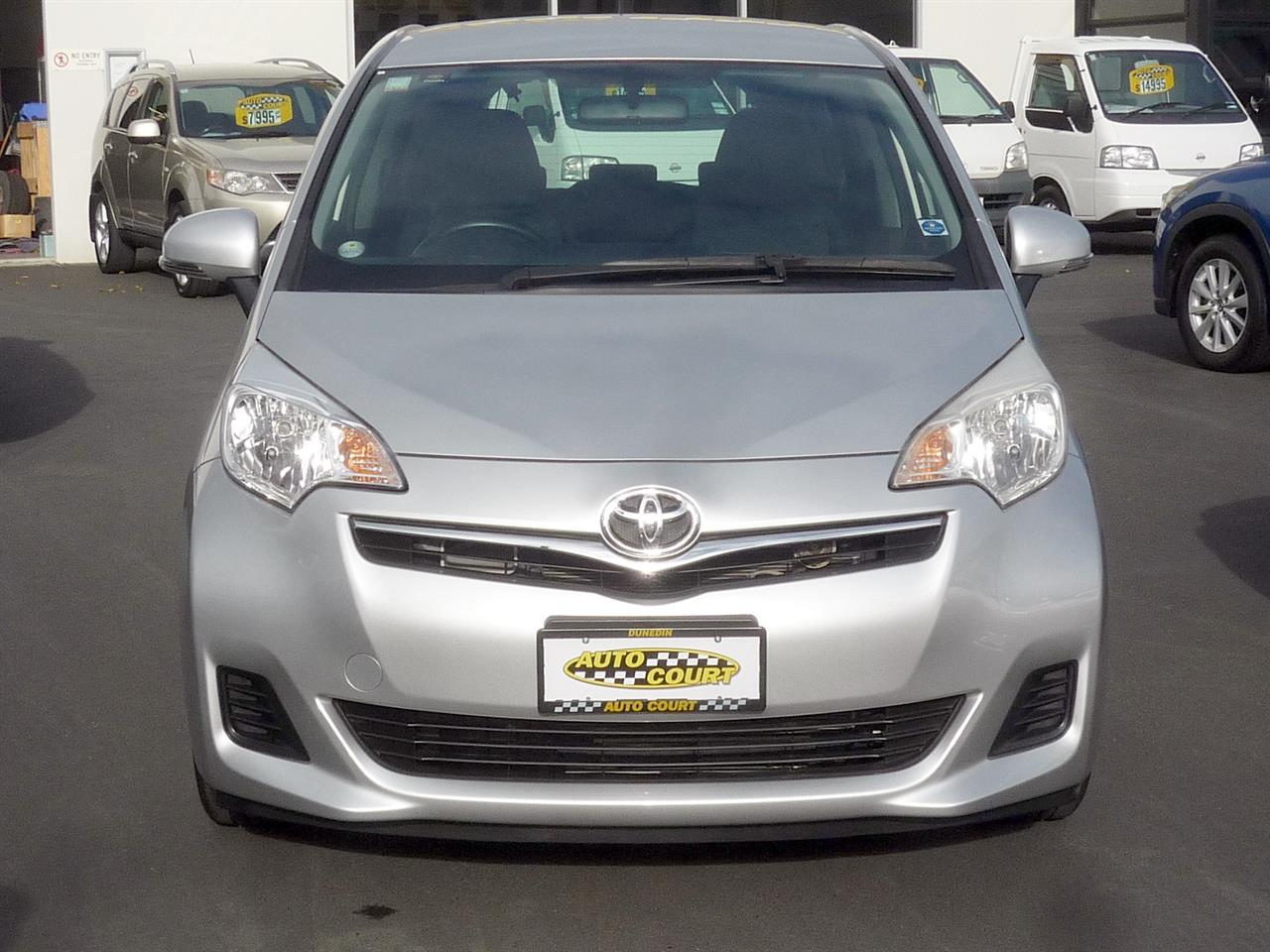 2012 Toyota Ractis