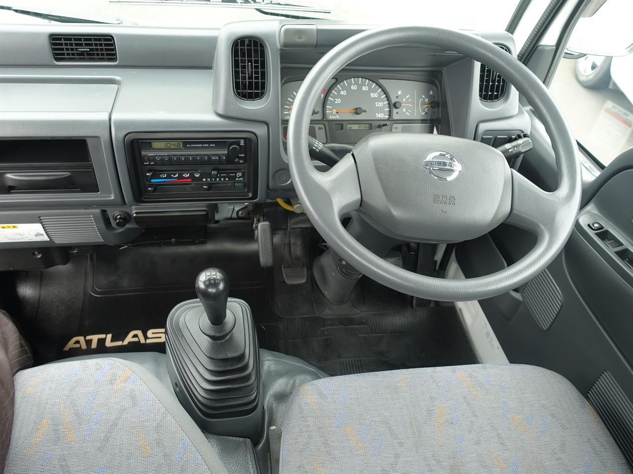 2002 Nissan Atlas