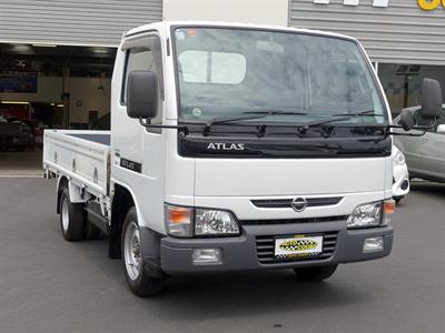 2002 Nissan Atlas - Thumbnail