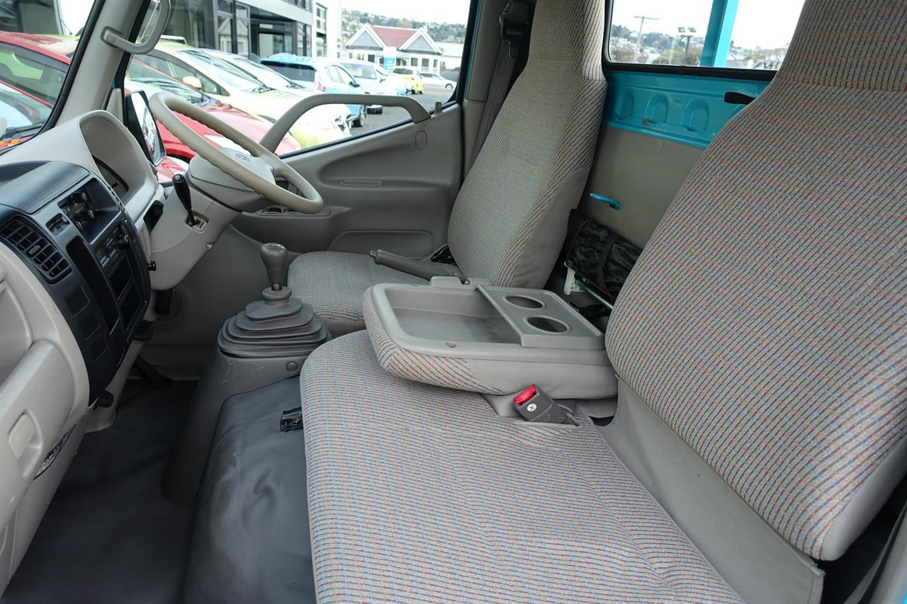 2003 Toyota Toyoace