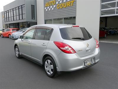 2008 Nissan Tiida - Thumbnail