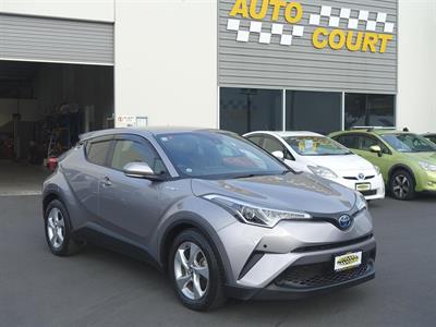 2017 Toyota C-HR - Thumbnail