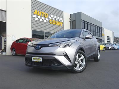 2017 Toyota C-HR - Thumbnail