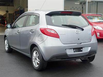 2012 Mazda Demio - Thumbnail