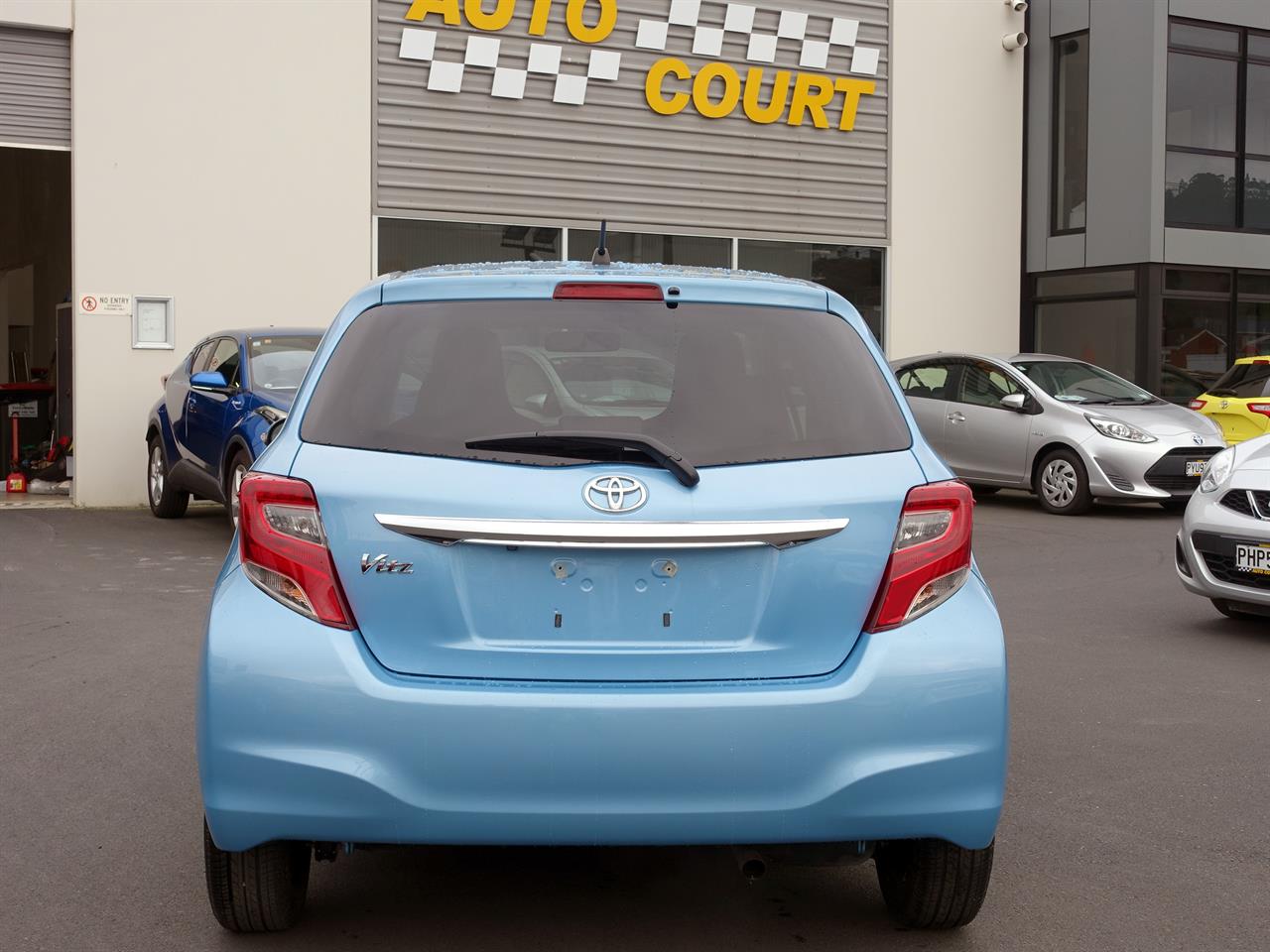 2015 Toyota Vitz