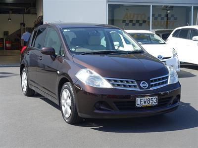 2012 Nissan Tiida - Thumbnail